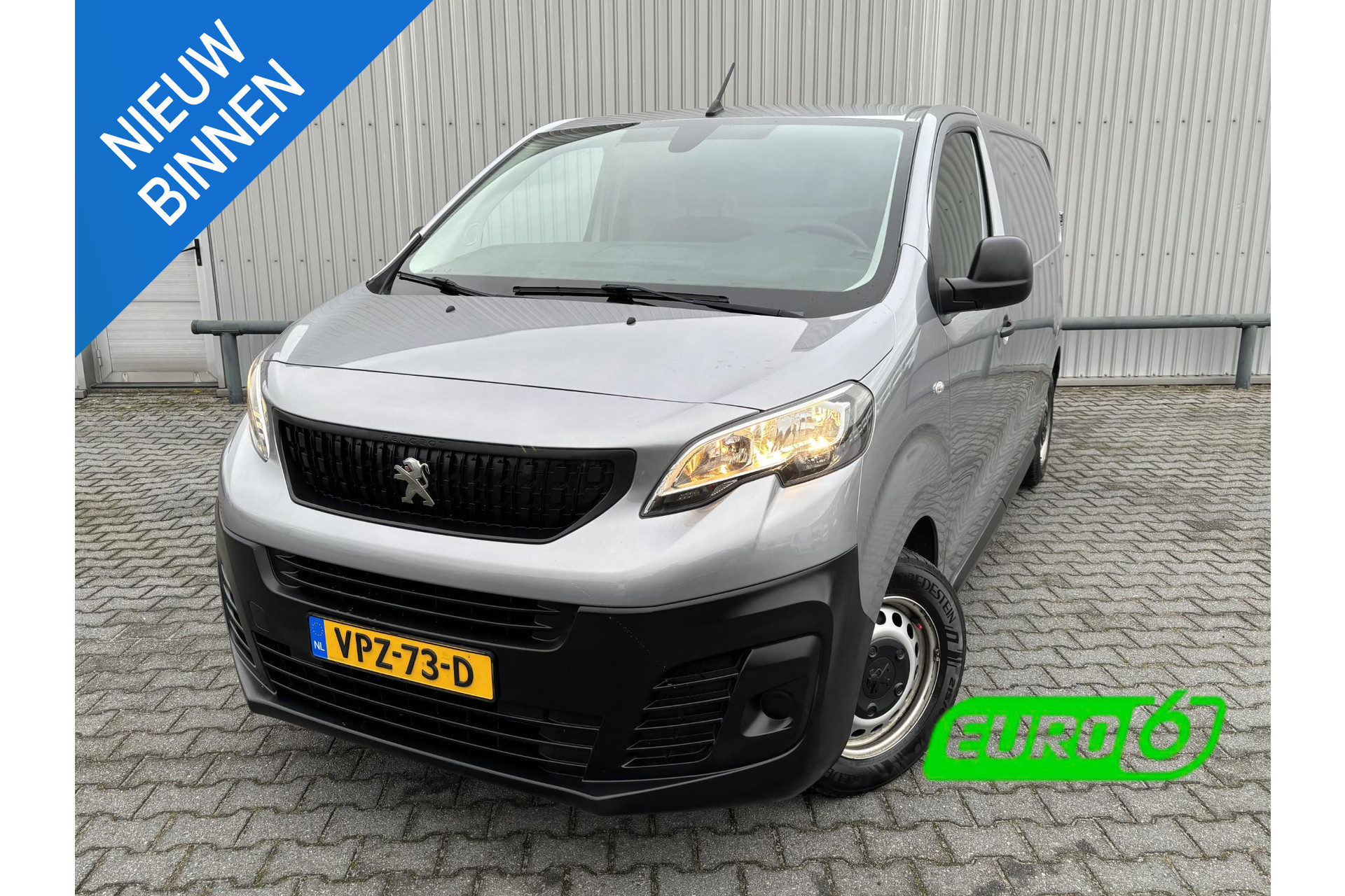 Peugeot Expert 2.0 BlueHDI 145 Standard Premium*A/C*CRUISE*NAVI*